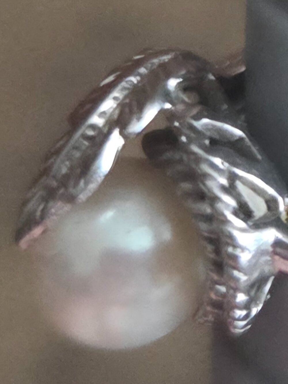 Vintage Crosby 10K White Gold Cultured Pearl Ring - Size 5 - Picture 6 of 11